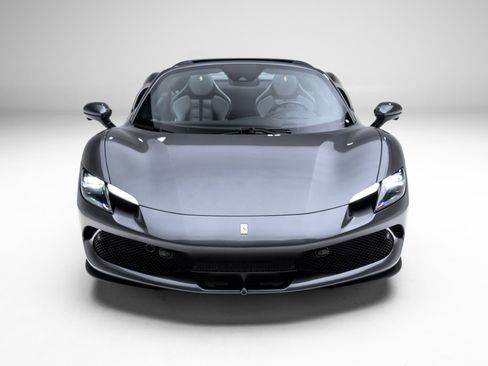 Used 2025 Ferrari 296 GTS image 3