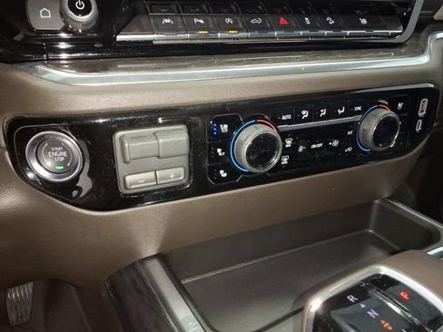 Used 2026 Chevrolet Silverado 1500 LTZ AWD/4WD image 23