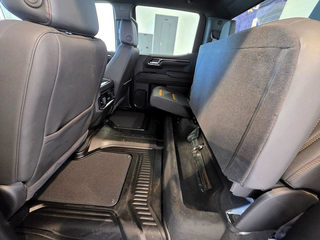 Used 2025 GMC Sierra 1500 AT4 AWD/4WD image 62