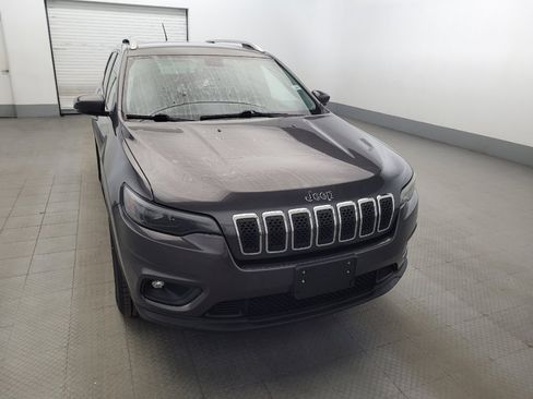 Used 2019 Jeep Cherokee Latitude Plus w/ Comfort/Convenience Group AWD/4WD image 14