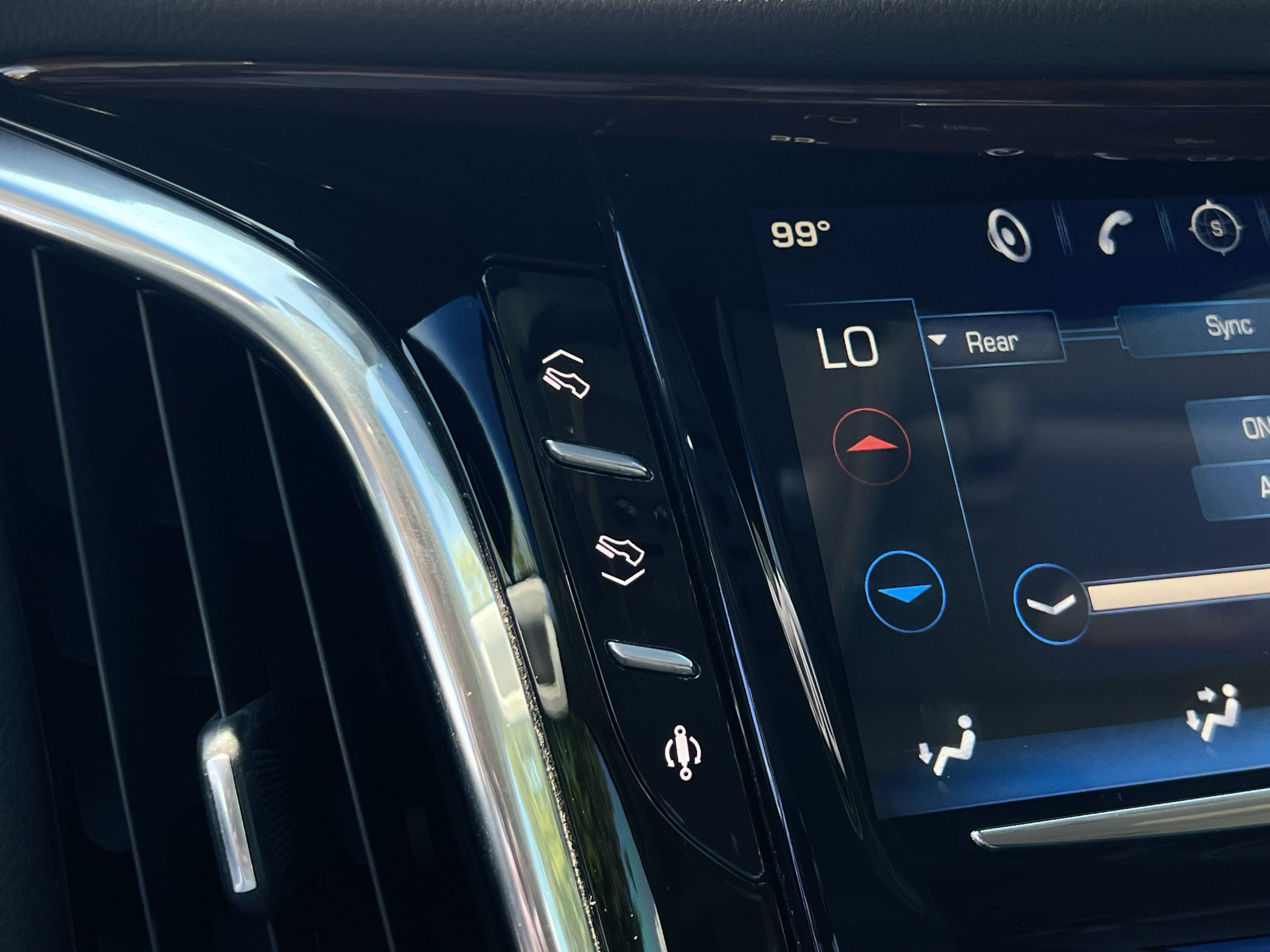 Used 2016 Cadillac Escalade Luxury AWD/4WD image 21