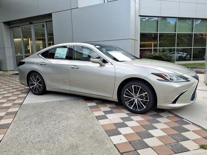 New 2025 Lexus ES 350 w/ Premium Package