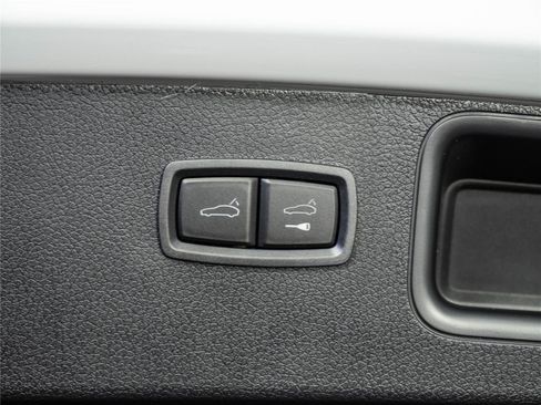 New 2026 Porsche Macan S AWD/4WD image 32