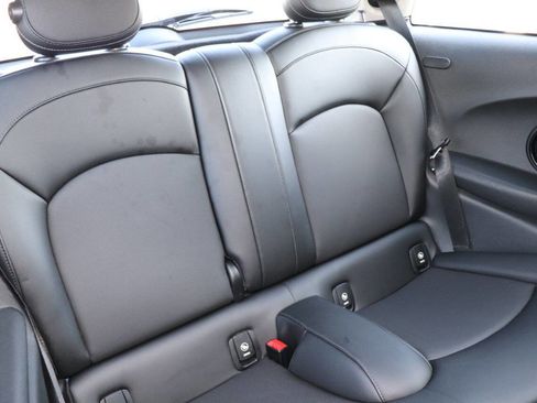 Used 2016 MINI Cooper 2-Door Hardtop image 36