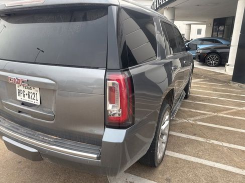 Used 2018 GMC Yukon Denali image 17