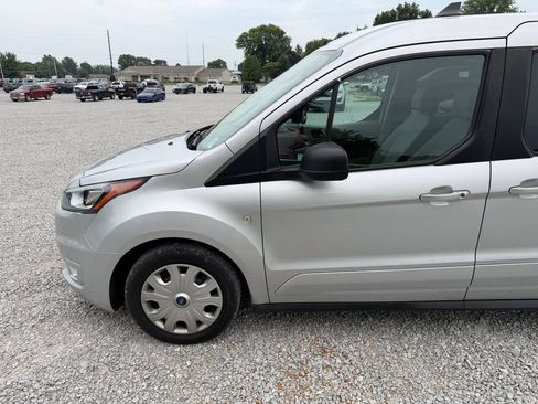Used 2022 Ford Transit Connect XLT FWD image 18