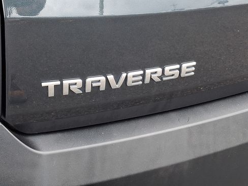 Used 2019 Chevrolet Traverse LT FWD image 30