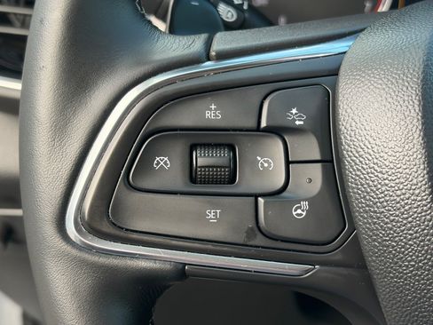 Used 2023 Buick Envision Avenir FWD image 23