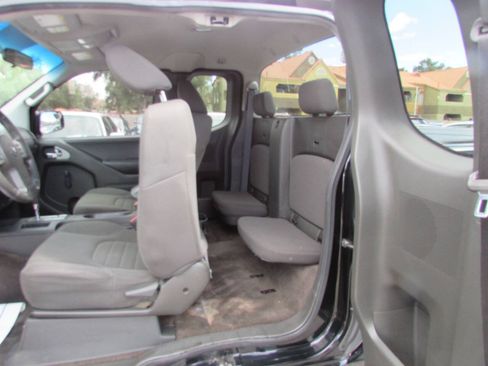 Used 2016 Nissan Frontier S RWD image 14