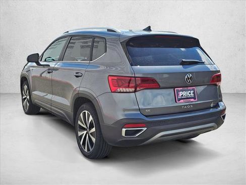 Used 2022 Volkswagen Taos SE AWD/4WD image 3