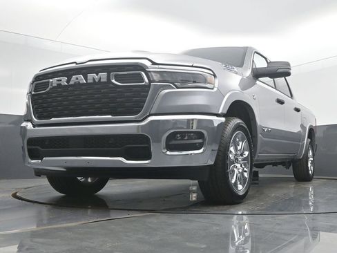 New 2026 RAM 1500 4x4 Crew Cab image 46