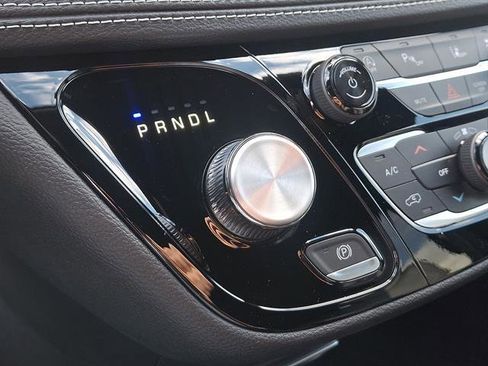 New 2026 Chrysler Pacifica Select w/ S Appearance Package image 12