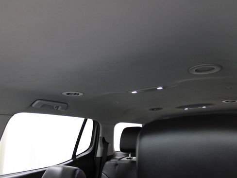 Used 2018 GMC Acadia SLT image 26