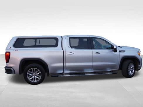 Used 2022 GMC Sierra 1500 SLT w/ SLT Premium Plus Package image 2