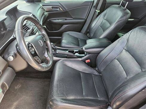 Used 2017 Honda Accord Sport Special Edition image 13