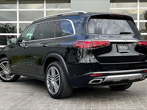 Used 2024 Mercedes-Benz GLS 450 4MATIC image 12