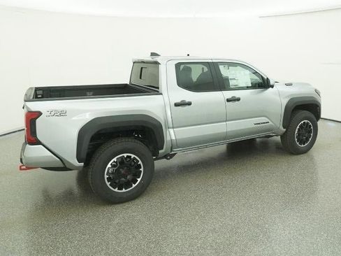 New 2025 Toyota Tacoma TRD Off-Road image 10