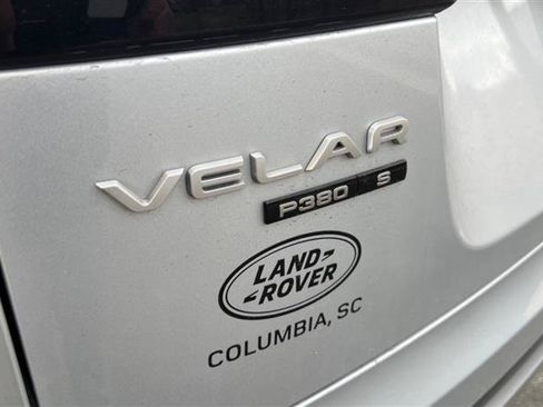 Used 2018 Land Rover Range Rover Velar S AWD/4WD image 37