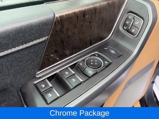 Used 2024 Ford F350 Lariat w/ Chrome Package AWD/4WD image 16