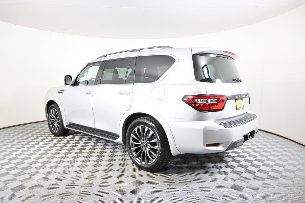 Used 2024 Nissan Armada Platinum w/ Captain's Chairs Package AWD/4WD image 4