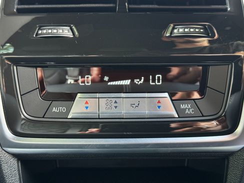Used 2024 BMW X5 xDrive40i w/ Premium Package AWD/4WD image 36