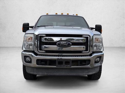 Used 2012 Ford F250 Lariat w/ Lariat Interior Pkg image 2