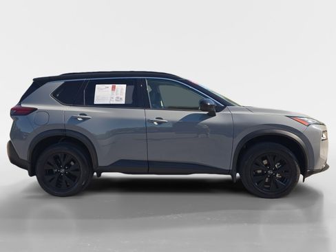 Certified 2023 Nissan Rogue SV w/ SV Premium B Package FWD image 7