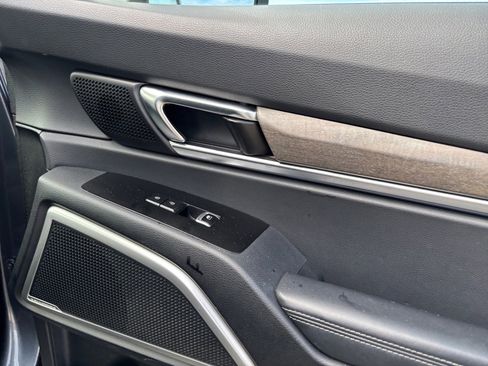 Used 2022 Kia Telluride EX image 35