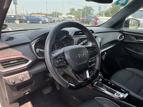 Certified 2023 Chevrolet TrailBlazer RS w/ Convenience Package image 11