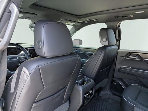 New 2026 GMC Acadia Denali w/ Super Cruise Package image 16