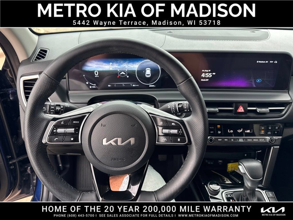 Used 2024 Kia Seltos SX w/ SX Sunroof Package AWD/4WD image 17