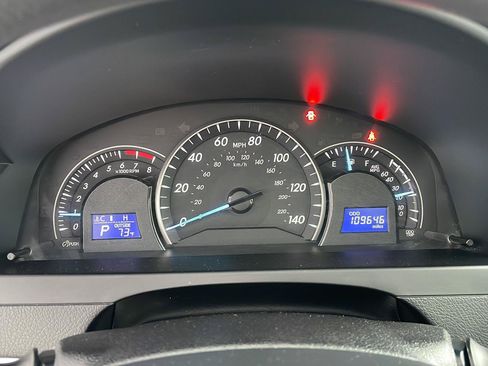 Used 2014 Toyota Camry LE FWD image 19
