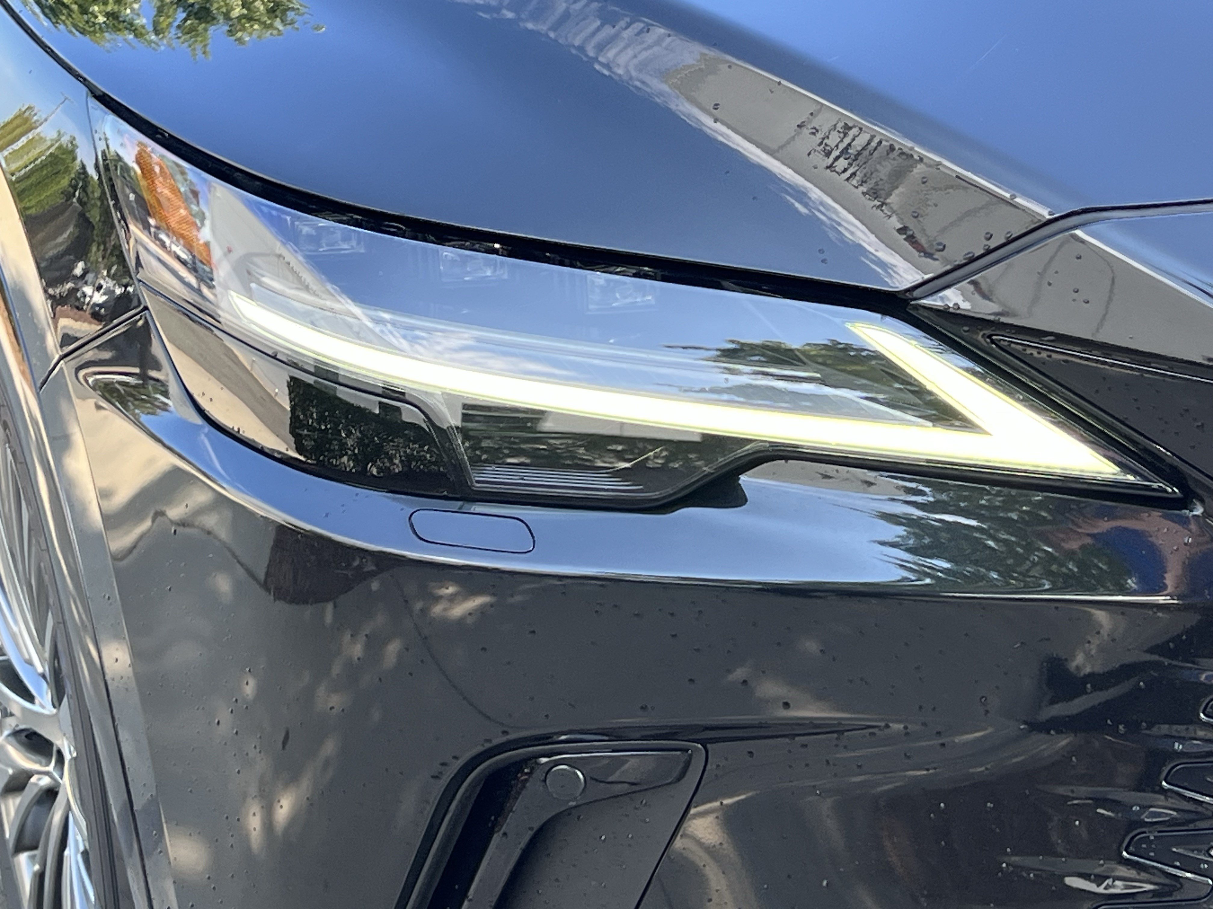Used 2024 Lexus RX 350h w/ Convenience Package AWD/4WD image 11