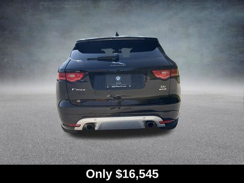 Used 2017 Jaguar F-PACE S image 4