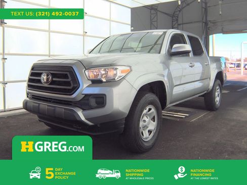 Used 2022 Toyota Tacoma SR image 1