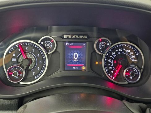 New 2026 RAM 2500 Big Horn AWD/4WD image 24
