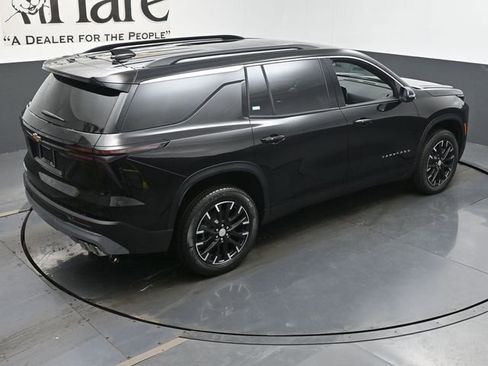 New 2026 Chevrolet Traverse LT w/ Sun and Wheel Package image 19