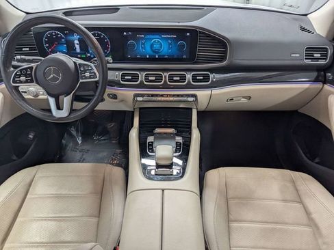 Used 2020 Mercedes-Benz GLS 450 4MATIC image 6