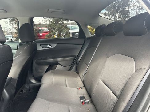 Used 2021 Kia Forte FE image 13