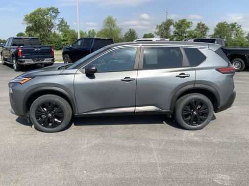 Used 2023 Nissan Rogue SV AWD/4WD image 8