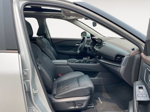 Used 2021 Nissan Rogue Platinum AWD/4WD image 15