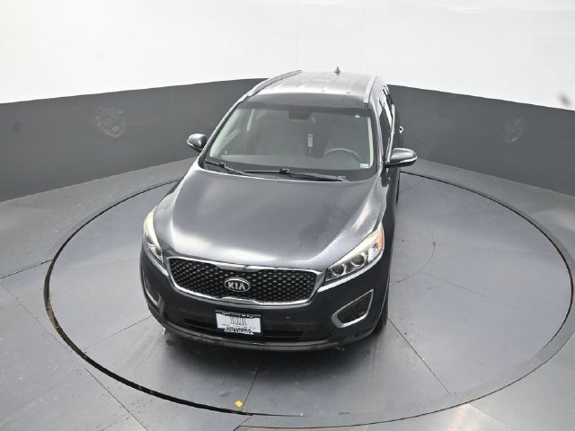 Used 2018 Kia Sorento AWD image 12