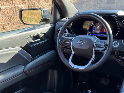 Used 2023 Chevrolet Colorado Z71 w/ Z71 Convenience Package 2 image 12