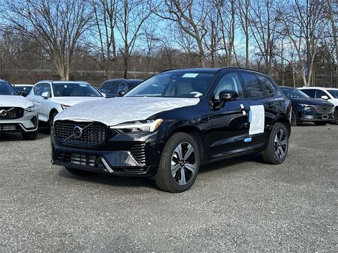 New 2025 Volvo XC60 T8 Plus w/ Climate Package image 1
