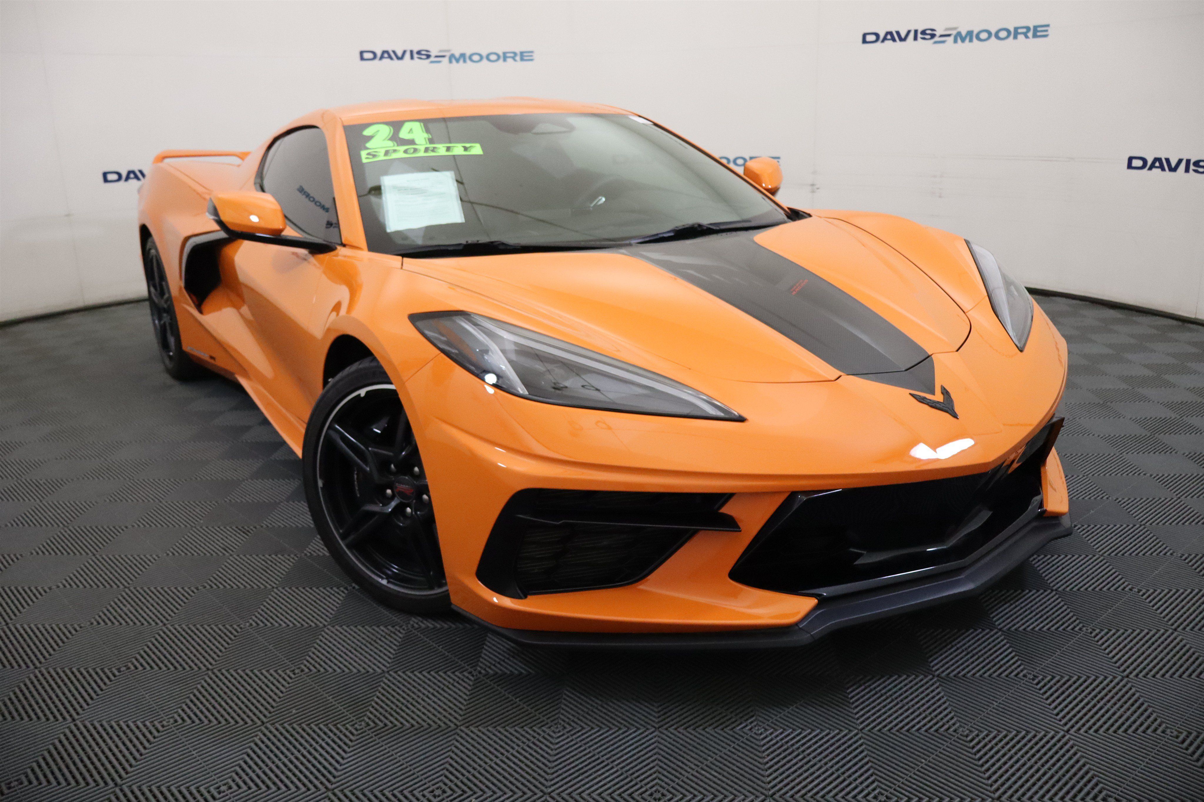 Used 2024 Chevrolet Corvette Stingray Coupe w/ Z51 Performance Package RWD image 2