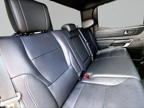 Used 2024 Toyota Tundra Platinum AWD/4WD image 21