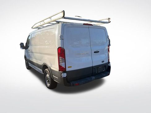 Used 2017 Ford Transit 250 130 Low Roof image 6