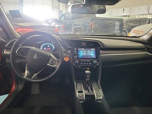 Used 2019 Honda Civic EX image 10