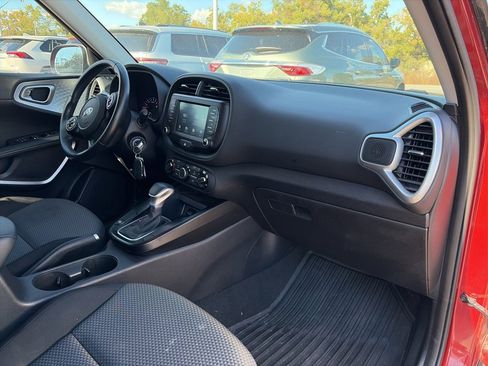 Used 2020 Kia Soul X-Line image 10