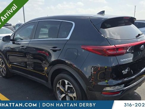 Used 2020 Kia Sportage LX w/ LX Popular Package FWD image 4
